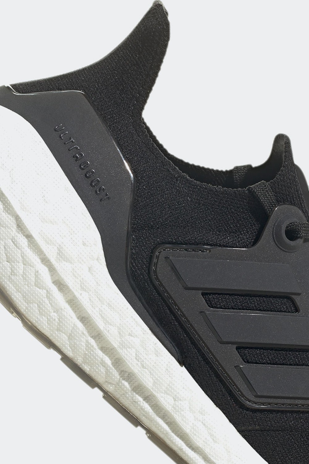 Ultra boost core discount black ftwr white