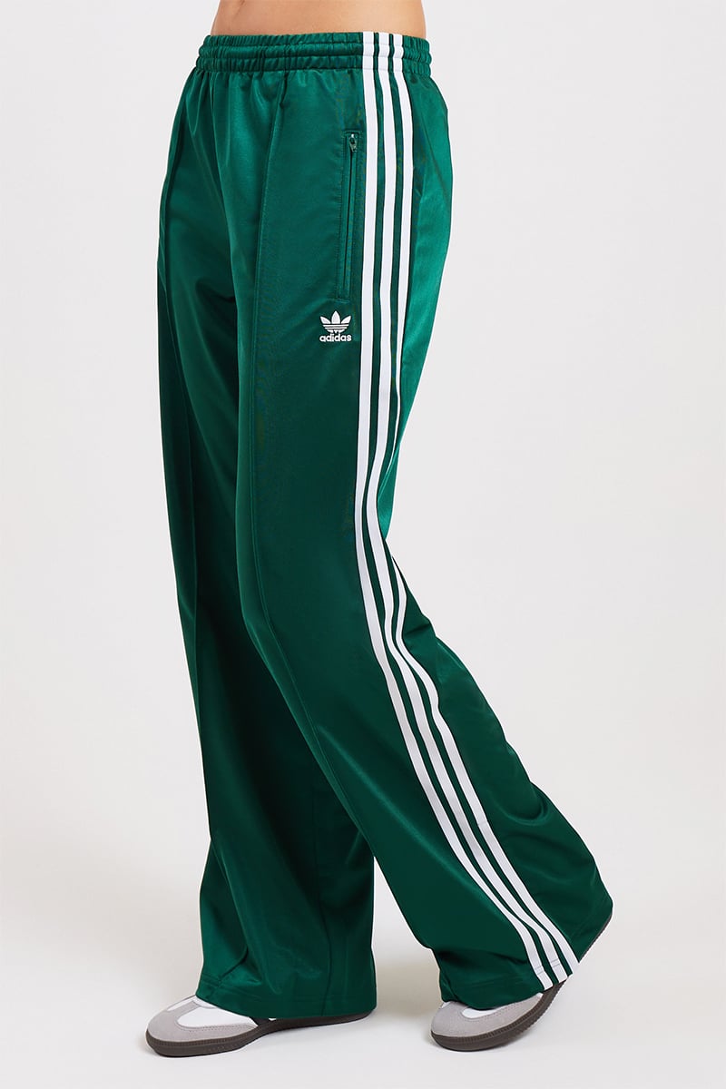 アディダス emmi FIREBIRD LOOSE TRACK PANTS adidas Originals for emmi】FIREBIRD LOOSE TRACK PANTS(ワイド