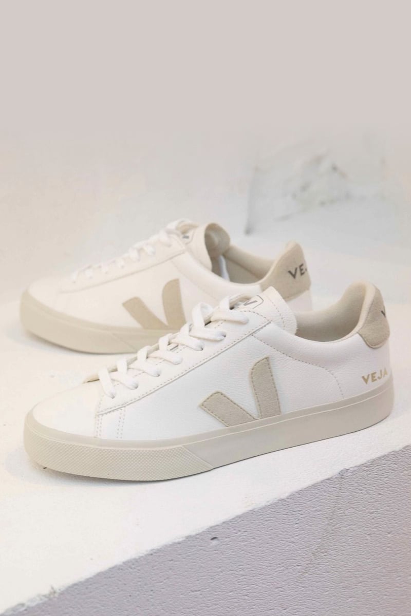 Veja Campo Chromefree Extra White/Natural Suede | Stylerunner