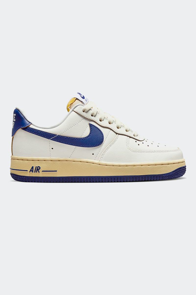 Nike Air Force 07' Sail/Deep Royal Blue-Pale Vanilla Stylerunner