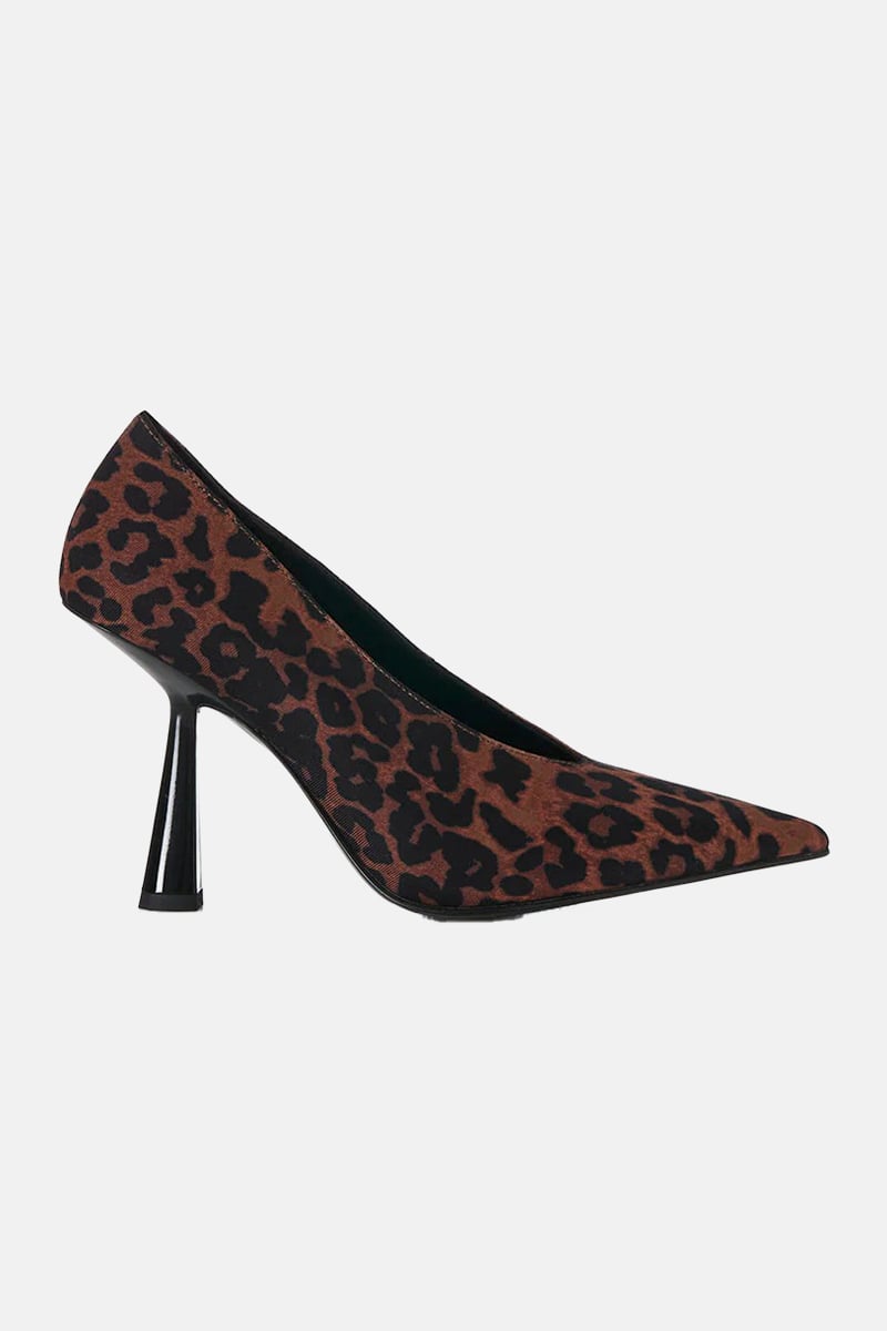 Alias Mae Josie Leopard Stylerunner