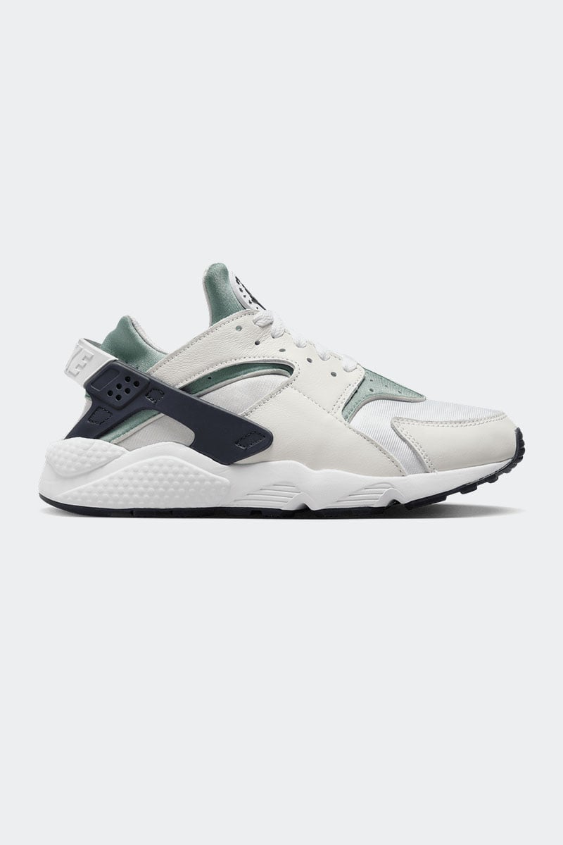 Nike Air Huarache White/Obsidian-Mica Green-Photon Dust Stylerunner