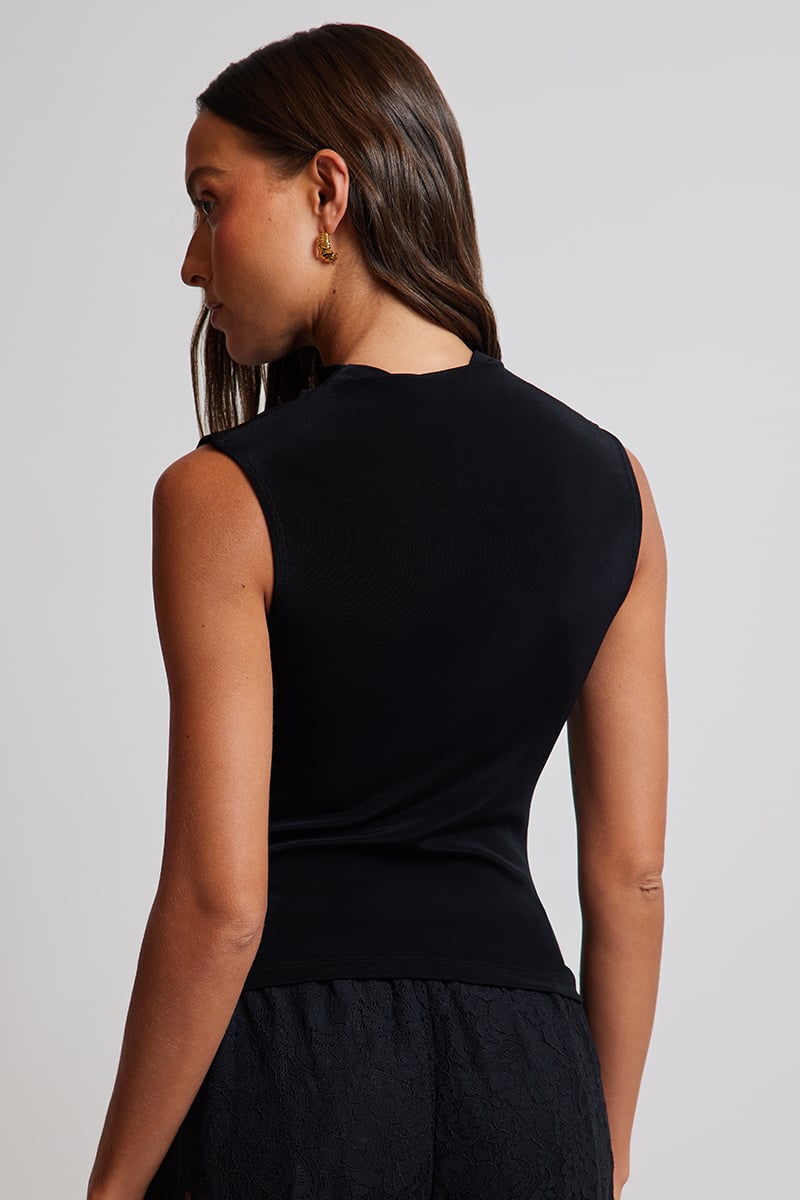 ODE Ale Ruched Tank Onyx | Stylerunner
