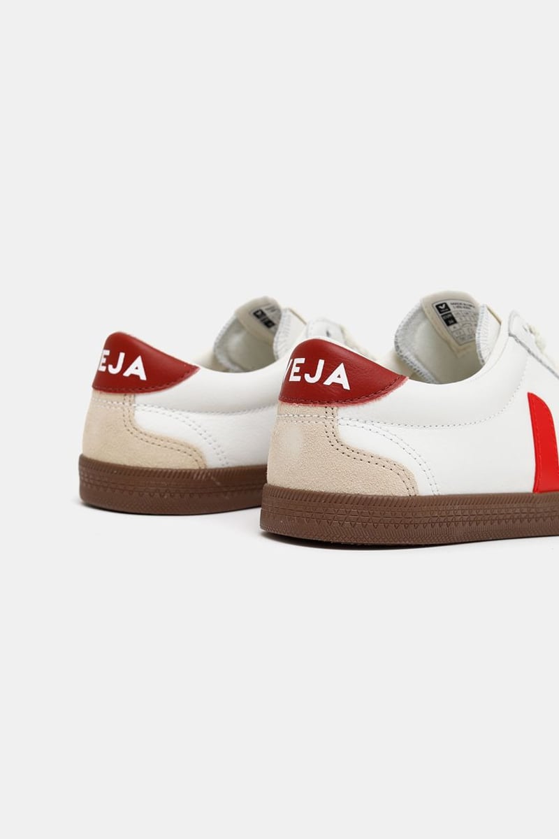 スニーカー VEJA SS25 (VO2003533 WHITE PEKIN BARK) VOLLEY LEATHER WHITE PEKIN BARK | VEJA