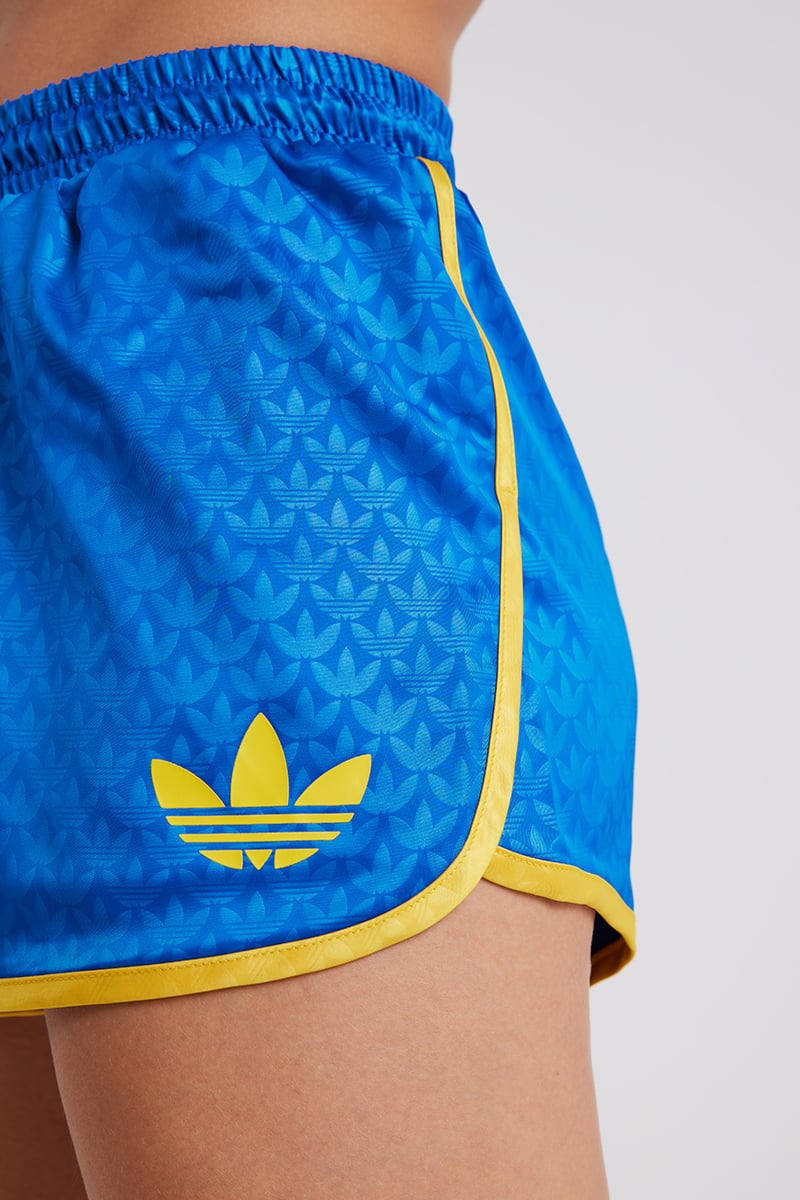 Adidas 70s kick shorts hotsell