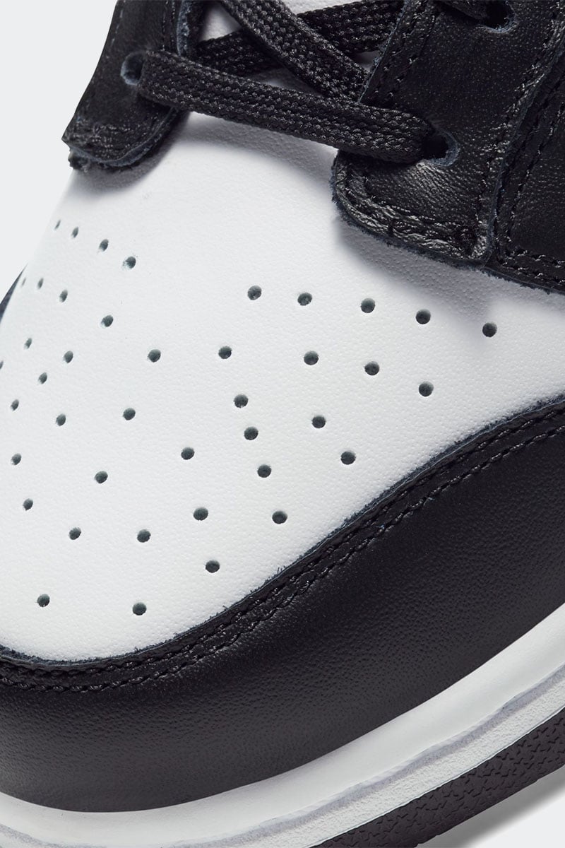 Nike dunk store low black white