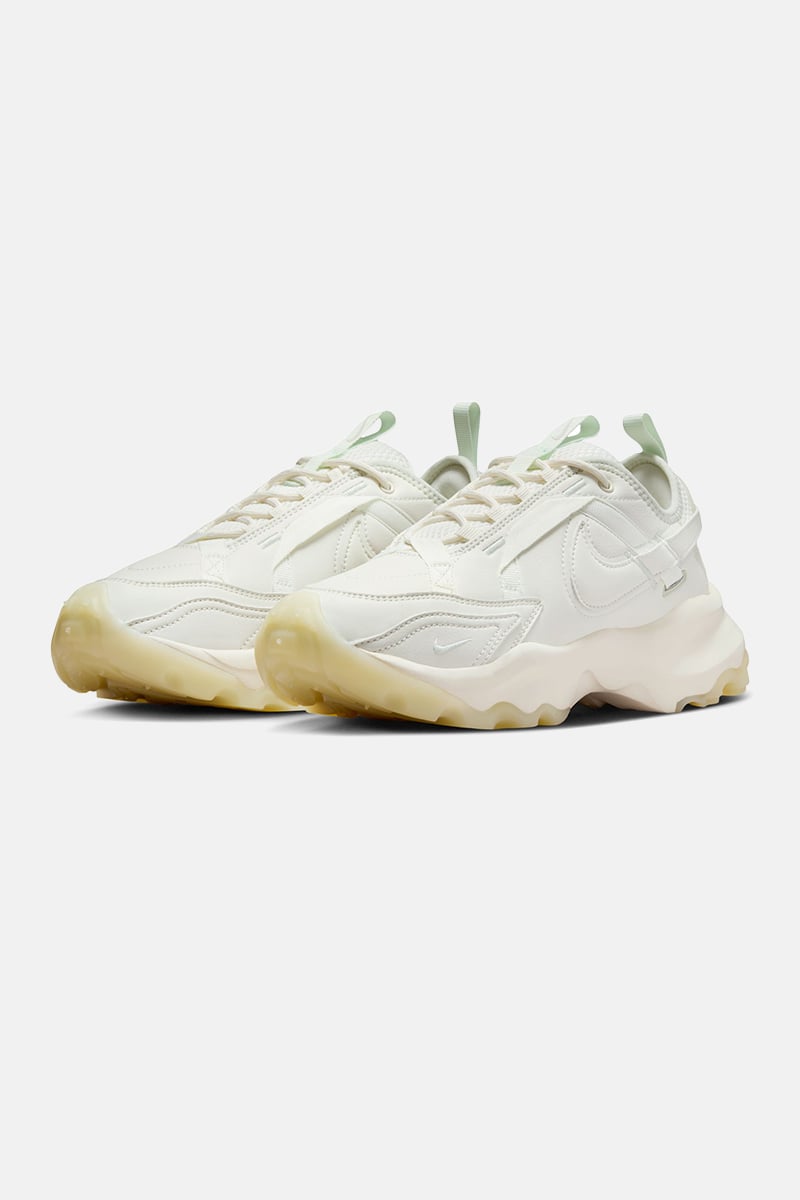 NIKE★WMNS TC 7900 PREMIUM★SAIL/SEA GLASS/BARELY GREEN Nike TC 7900 Sail/Sail-Sea Glass-Barely Green-Pale Ivory