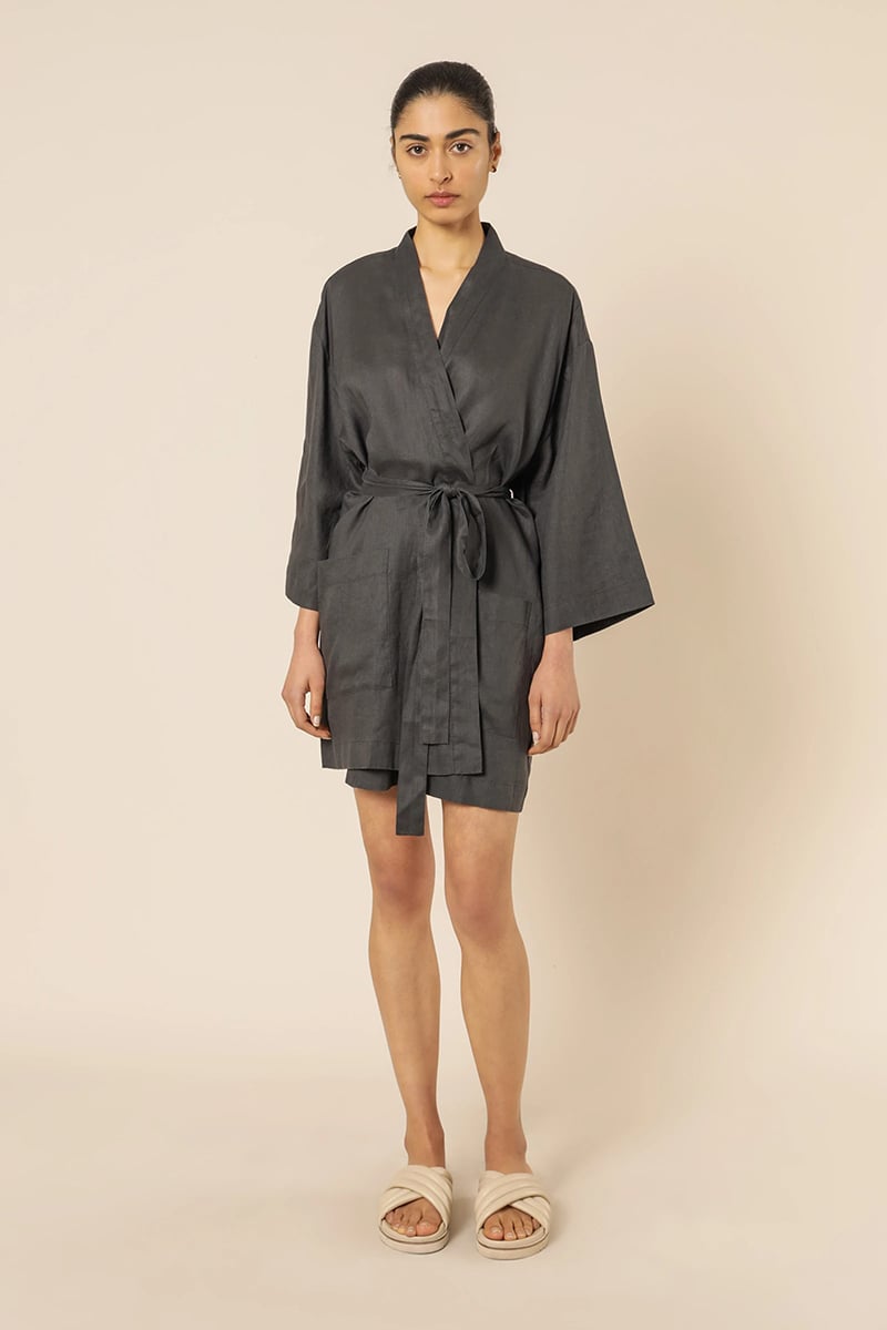 Nude Lucy Nude Linen Lounge Short Robe Coal | Stylerunner