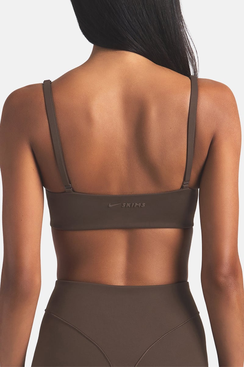NikeSKIMS Matte Micro-Scoop Bra Dark Sepia | Stylerunner