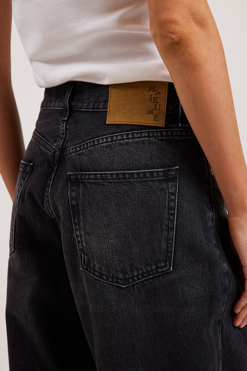 haikure Bethany Authentic Black Wash | Stylerunner