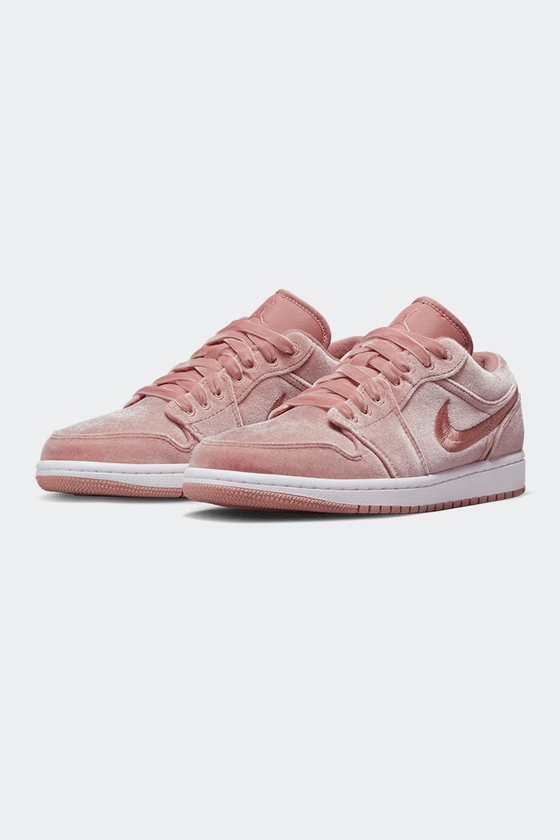 Pink suede jordan on sale 1