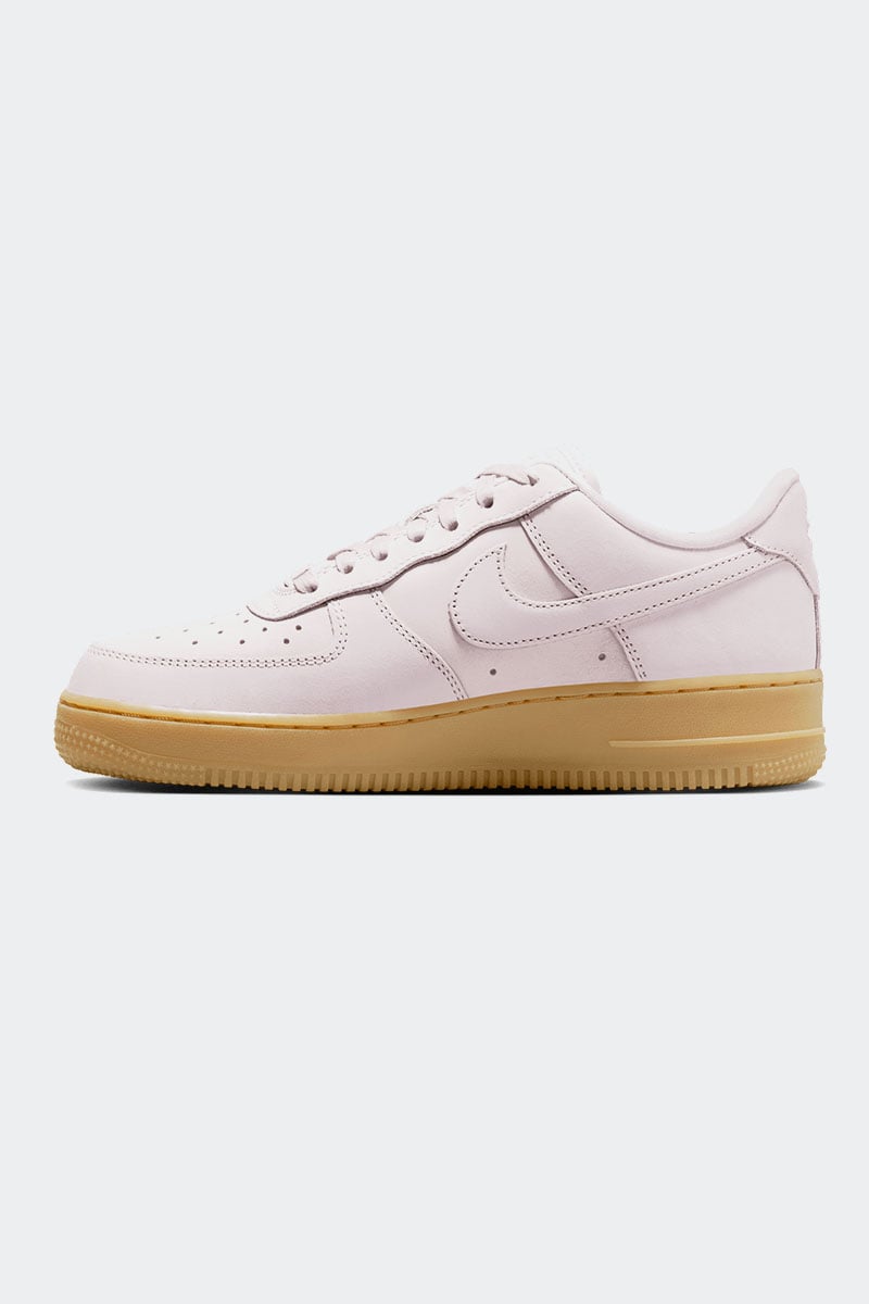 Nike air force on sale 1 pink gum sole