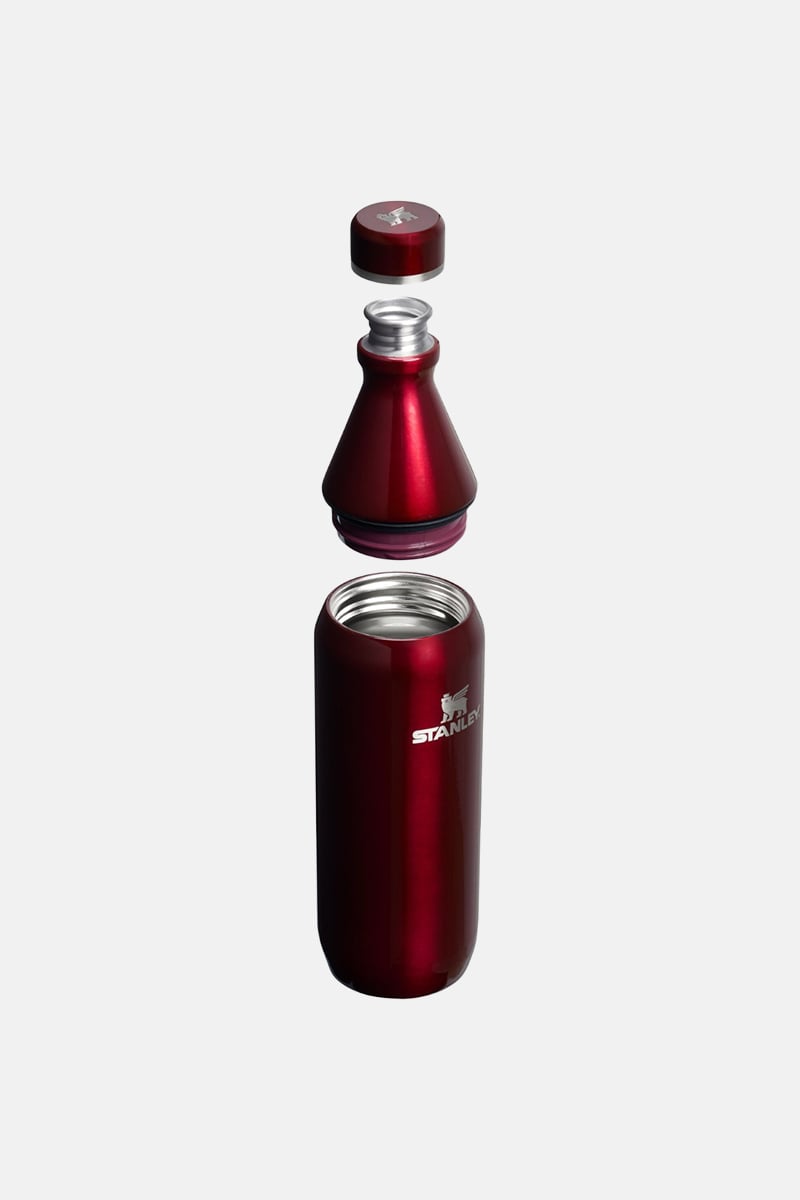 Stanley All Day Slim Bottle 20oz Garnet Shine | Stylerunner