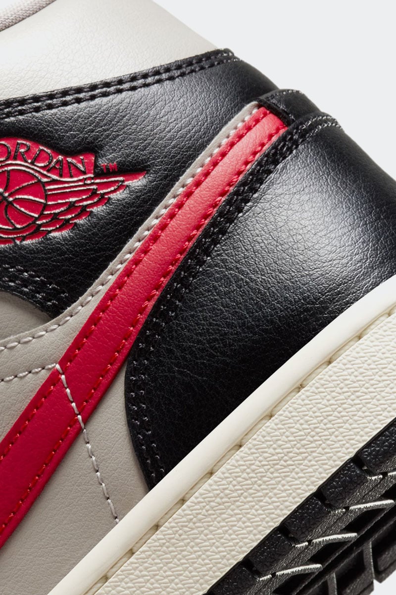 Jordan 1 retro white best sale gym red