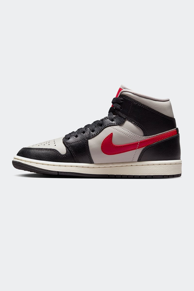 Jordan 1 retro hot sale mid red black