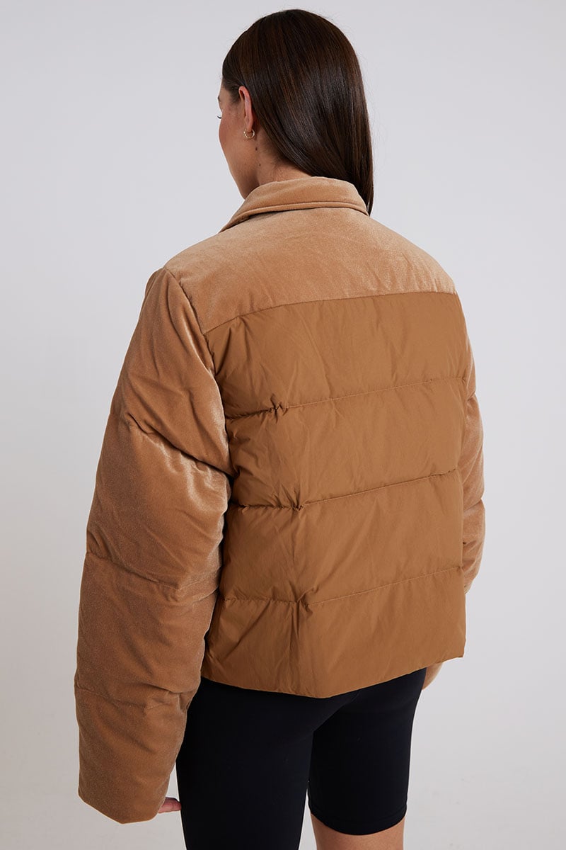 【ADIDAS ORIGINALS】★VELVET DOWN JACKET★正規品★ 34adbc286a8b.jpg?width=3840&