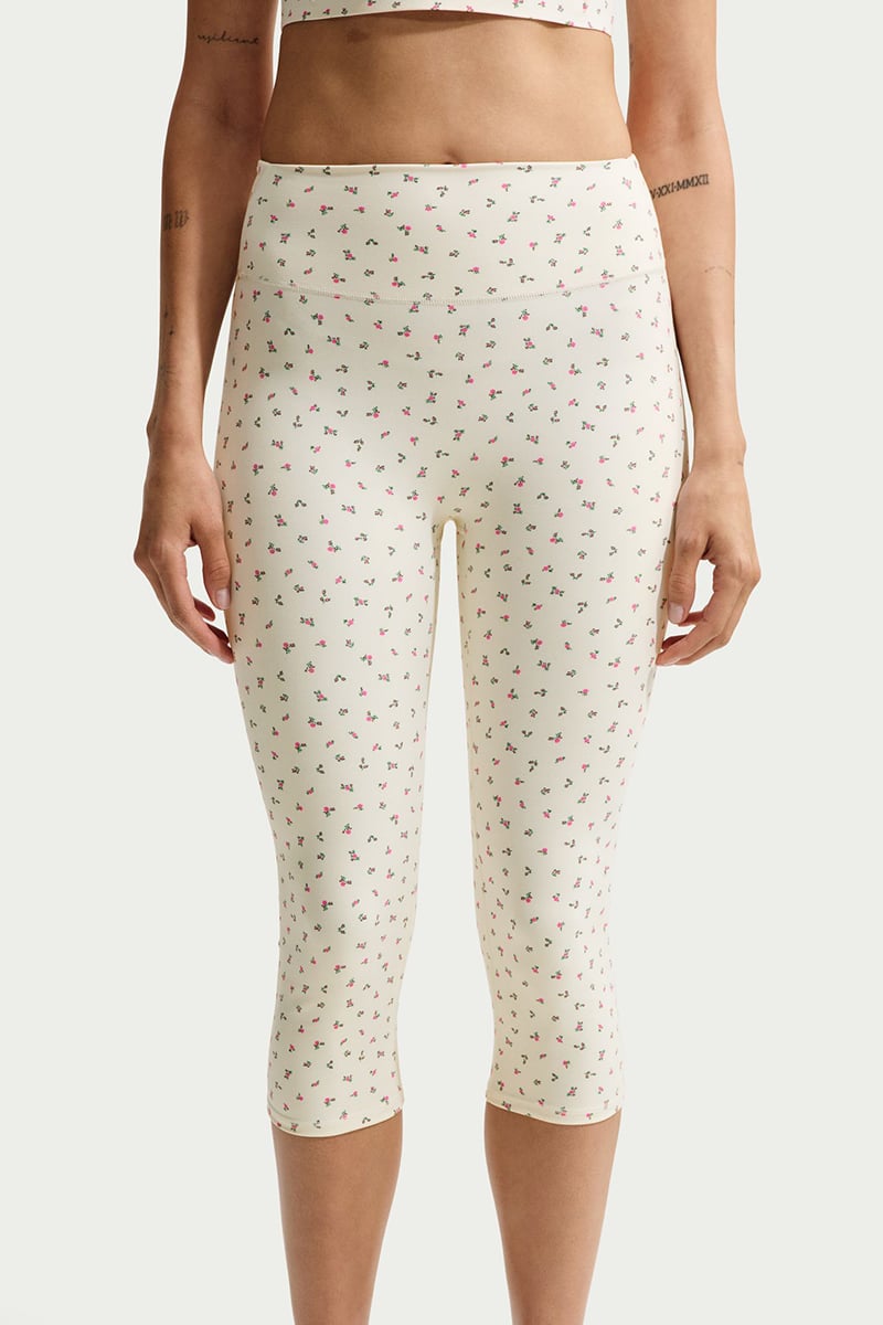 NikeSKIMS Matte Crop Legging 17 Inch Ditsy Print | Stylerunner