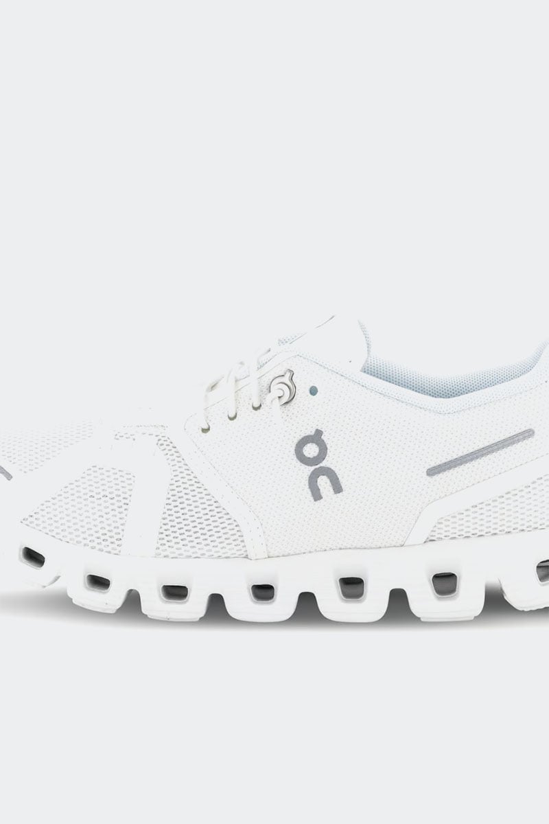 On Running, Cloud 5 - Undyed White/White