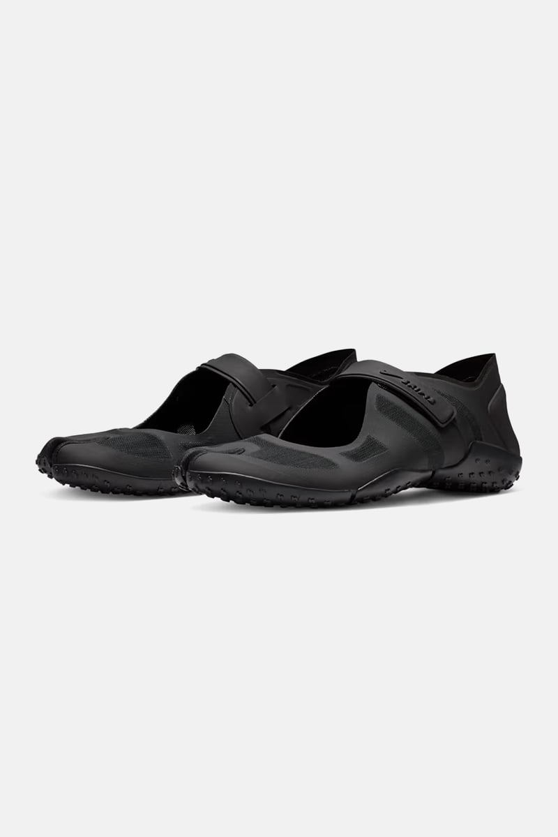 NIKE SKIMS RIFT MESH ブラック 24cm ｜エアリフト NikeSKIMS Rift Mesh Black/Black-Black | Stylerunner