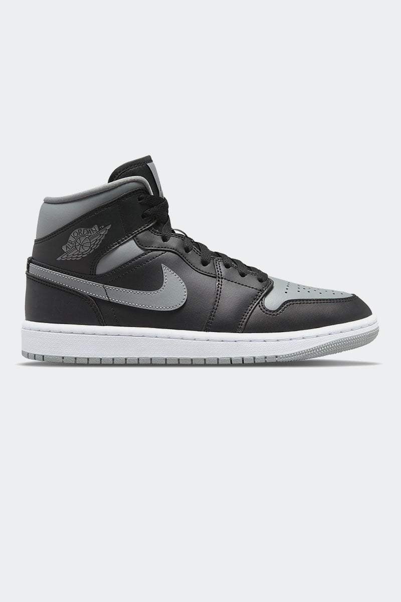 ★Nike★(W) Jordan 1 Mid Black Particle Grey★送料・関税込★ Nike Air Jordan 1 Mid “Black/Particle Grey”が国内2月20日に
