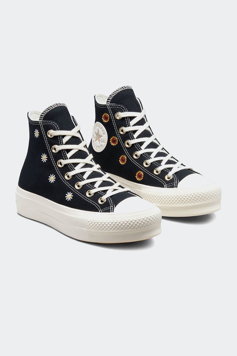 Local hotsell converse soleil