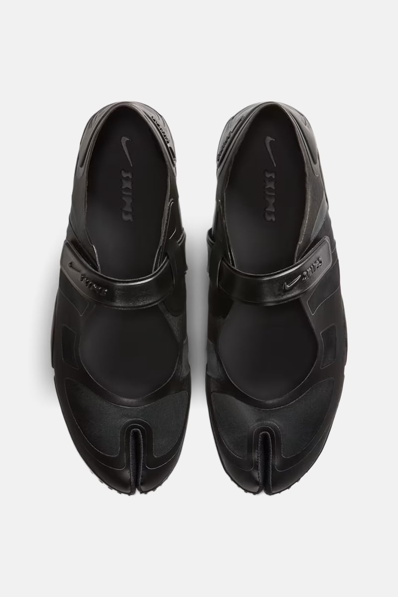 NikeSKIMS Rift Satin Black/Black-Black | Stylerunner