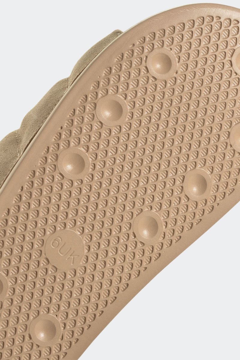Adidas adilette hotsell slides beige
