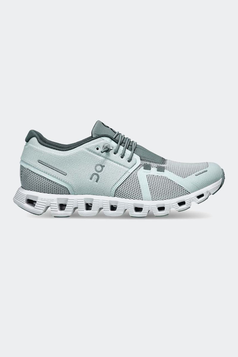 Who sells on cloud shoes near me cheap