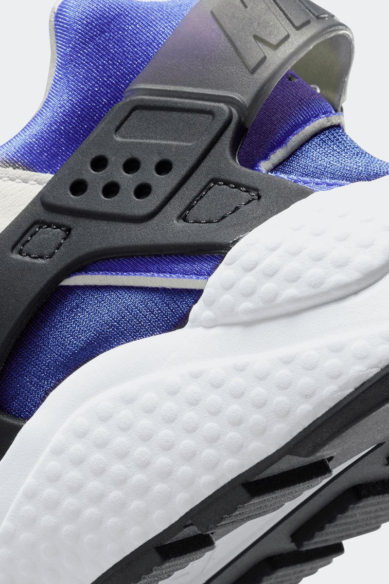 Nike Air Huarache White Black Lapis Deep Royal Stylerunner