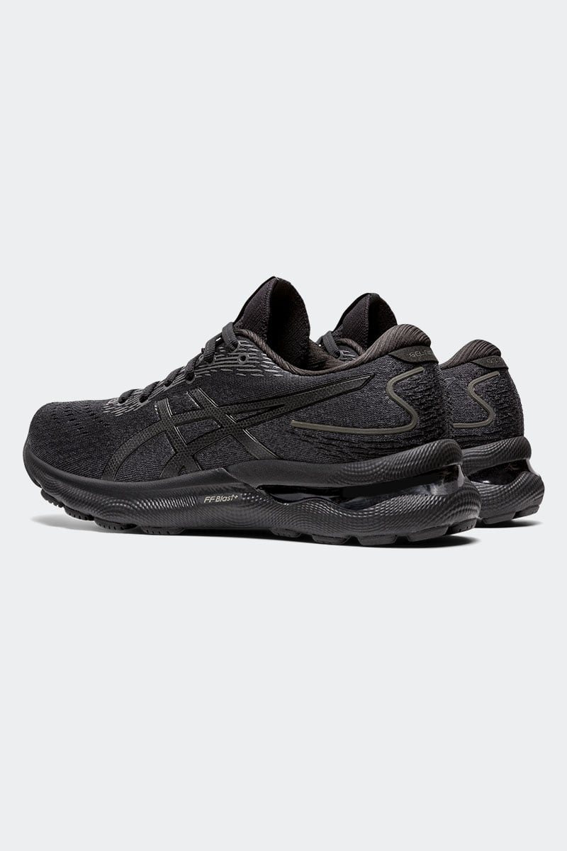 Asics hotsell black nimbus