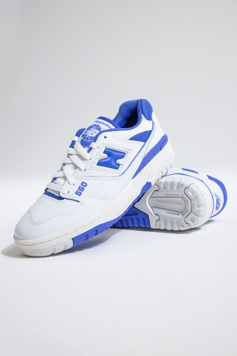 New Balance 550 UNISEX - Training shoe - white/dark blue/white 