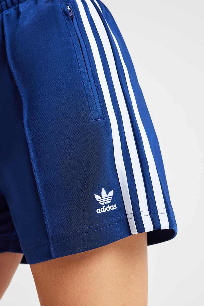 adidas Originals Firebird Short Dkblue/White | Stylerunner