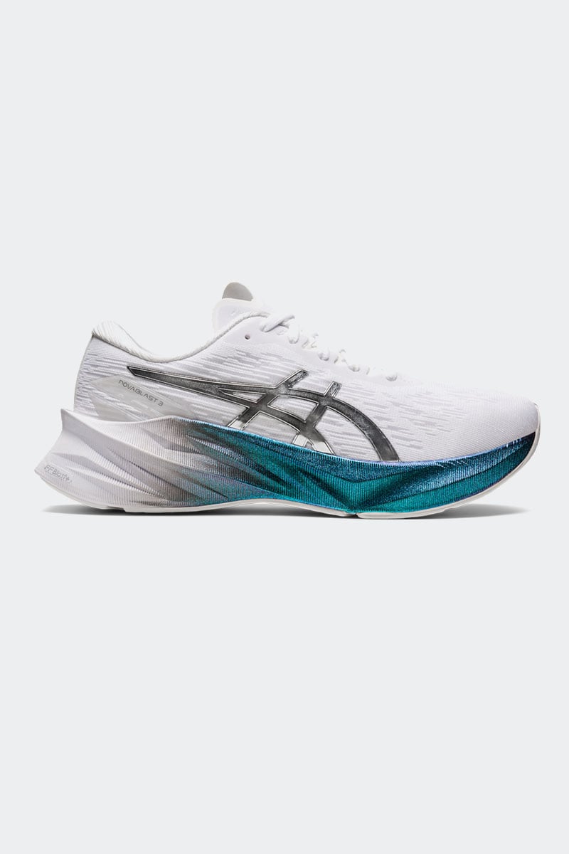 Asics Novablast 3 White/Pure Silver | Stylerunner