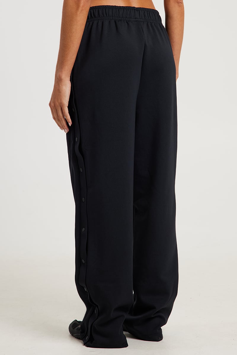 NikeSKIMS Matte Tricot Side-Snap Pants Nskm Obsidian | Stylerunner