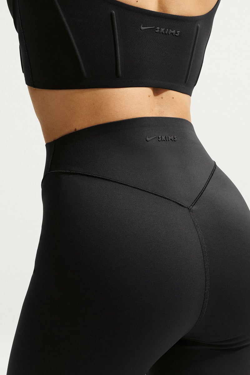 NikeSKIMS Matte High-Waisted Corset 26