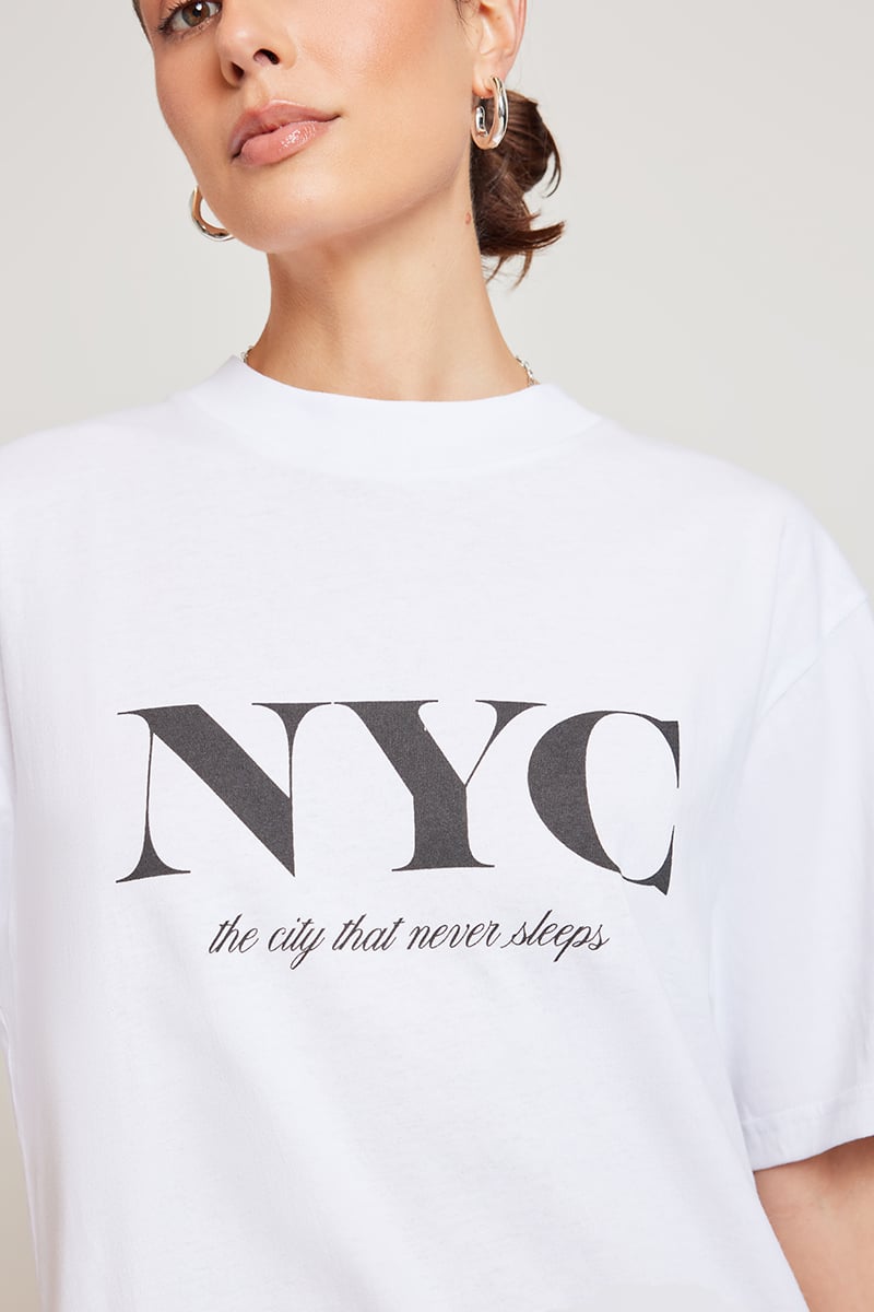 Araminta James City Never Sleeps Tee Chalk | Stylerunner