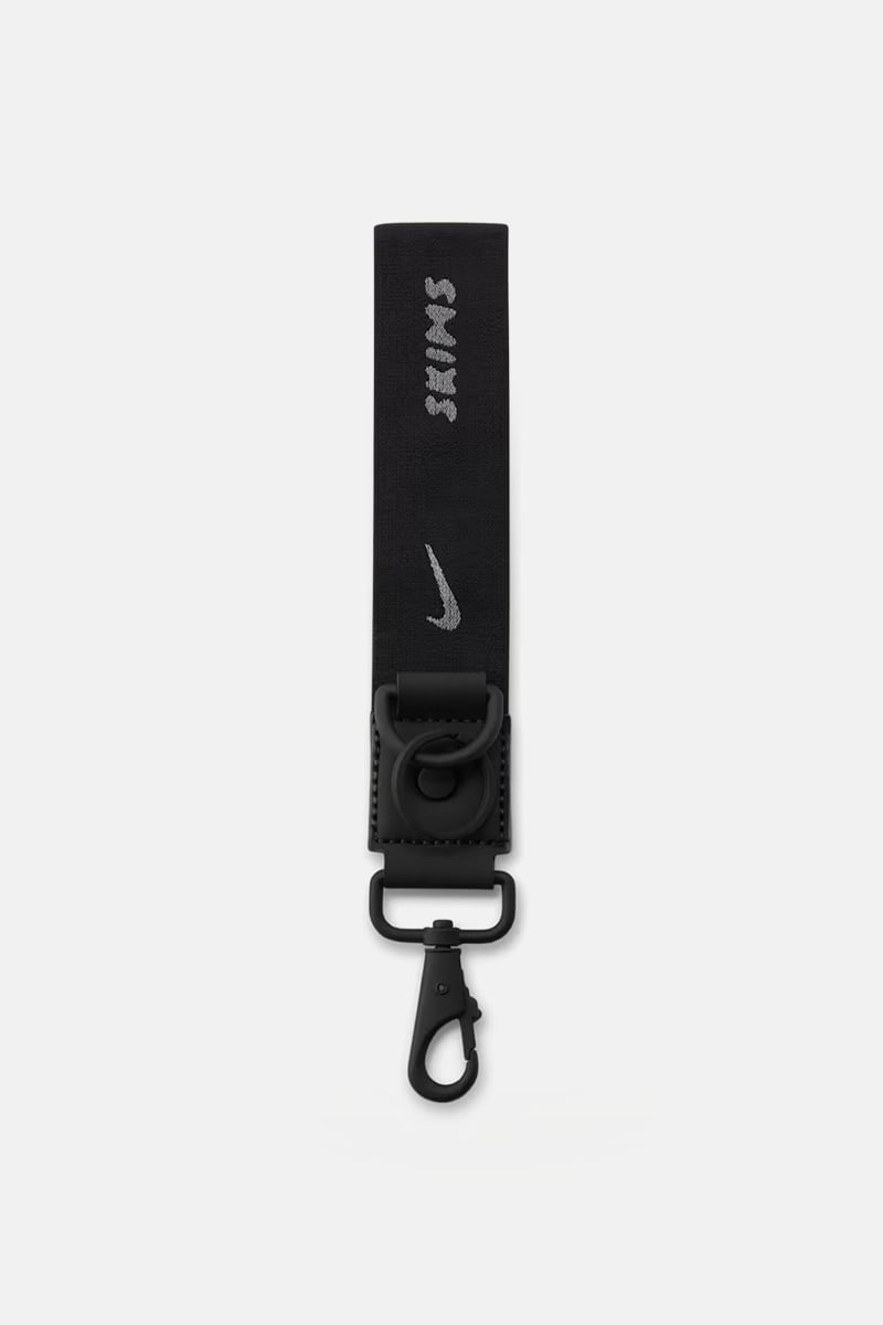 NikeSKIMS Keychain Phoenix | Stylerunner