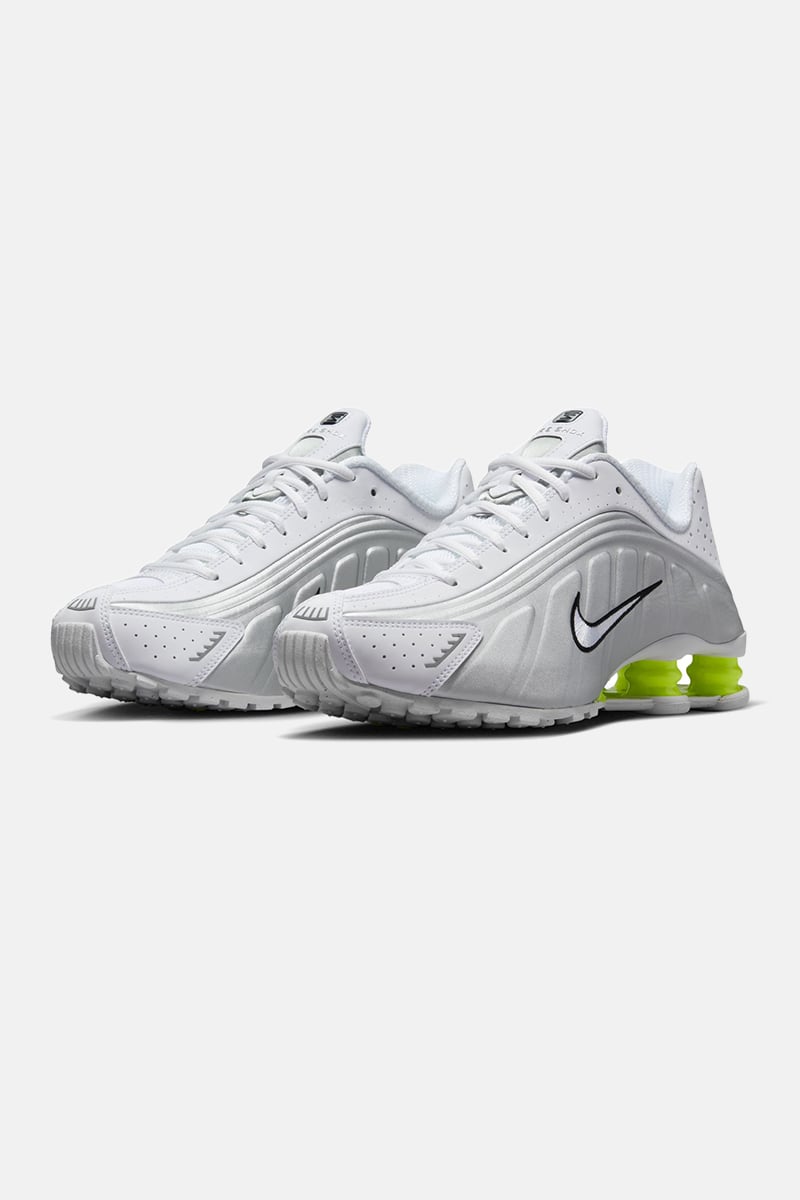 Nike Shox R4 White White Metallic Silver Volt Stylerunner