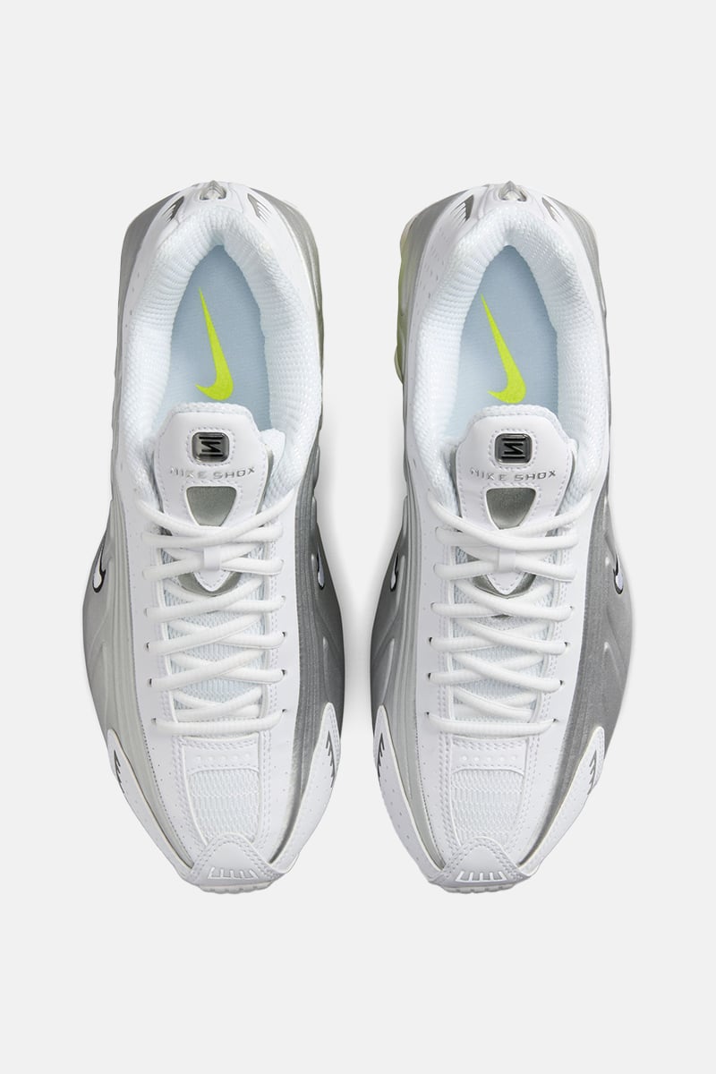 Nike Shox R4 White White Metallic Silver Volt Stylerunner