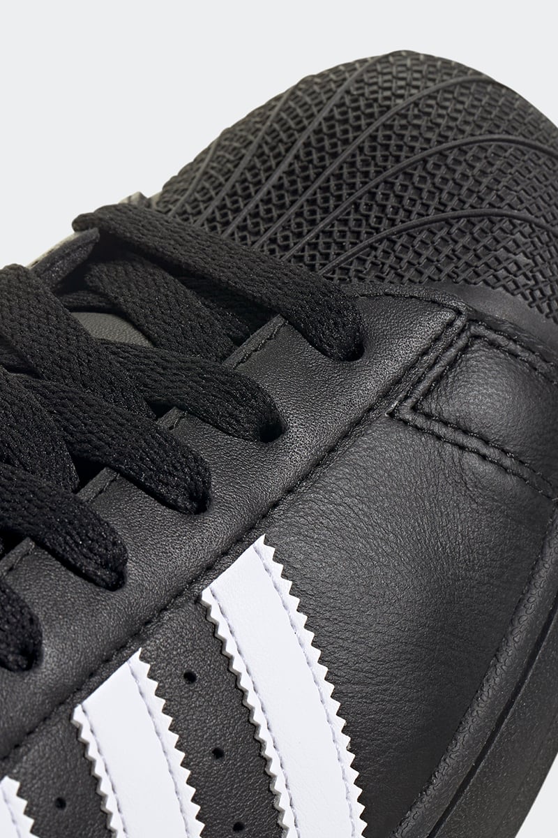 adidas gazelle silver green womens Adidas Unisex Superstar II Core Black / Core Black / Cloud White Low Top  Sneakers main image 0