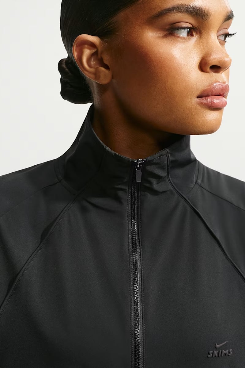 NikeSKIMS Stretch Nylon Oversized Jacket Obsidian | Stylerunner