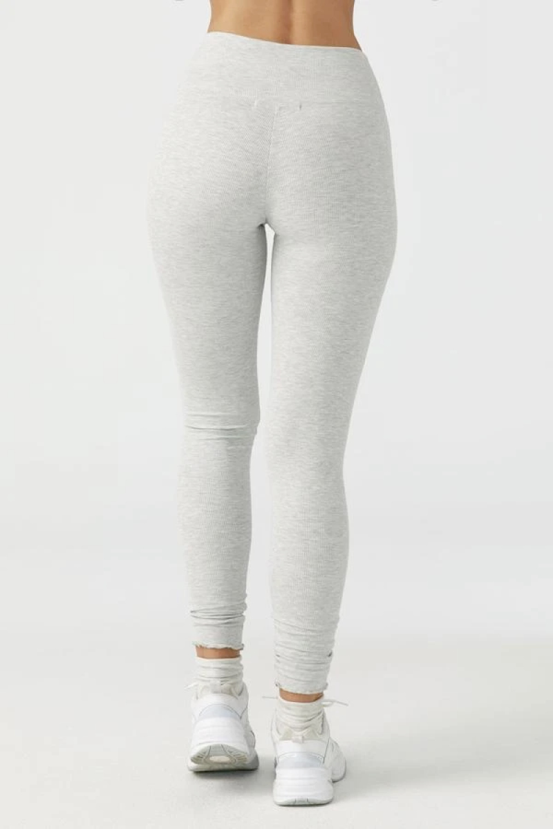 Scallop Ankle Legging