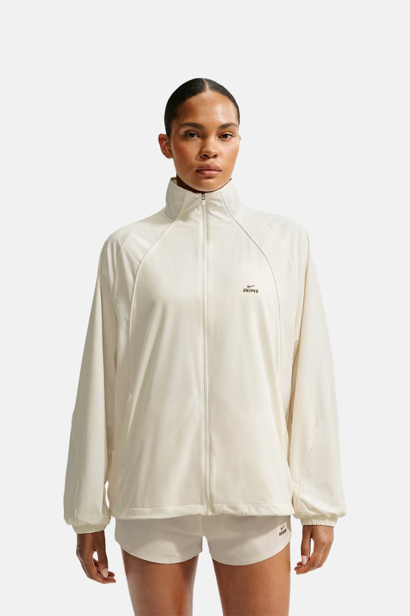 NikeSKIMS Stretch Nylon Oversized Jacket Ivory | Stylerunner