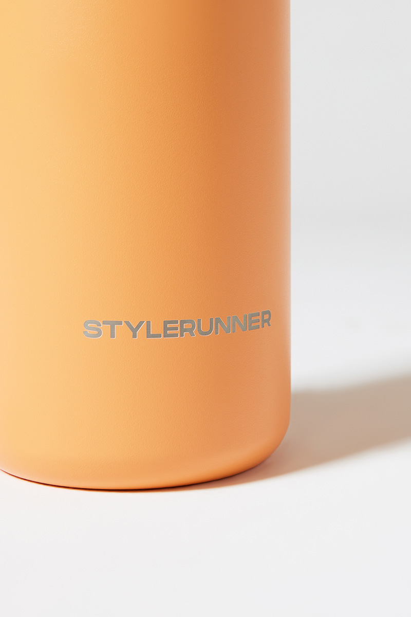Stylerunner The Original Water Bottle Oat Milk