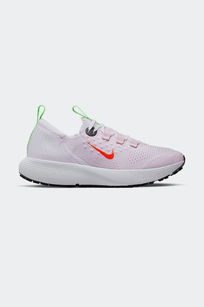 Nike Escape Run Flyknit Barely Grape/Bright Pink Foam | Stylerunner