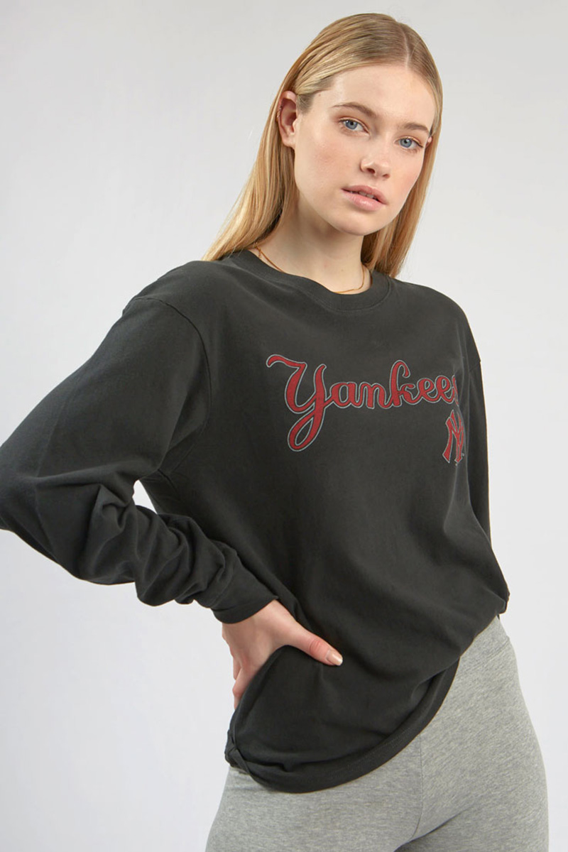 NY Yankees Vintage Team LS Tee