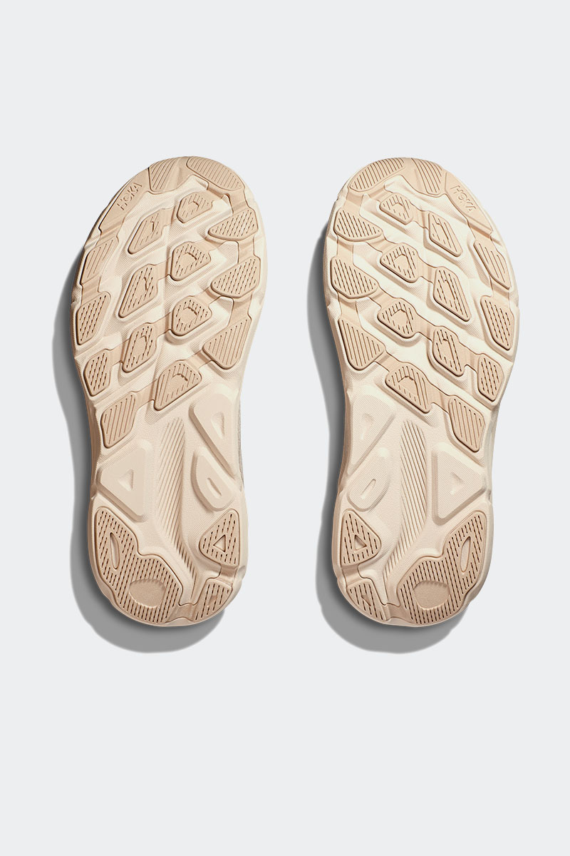 hoka Clifton 9 Shifting Sand/Eggnog Stylerunner