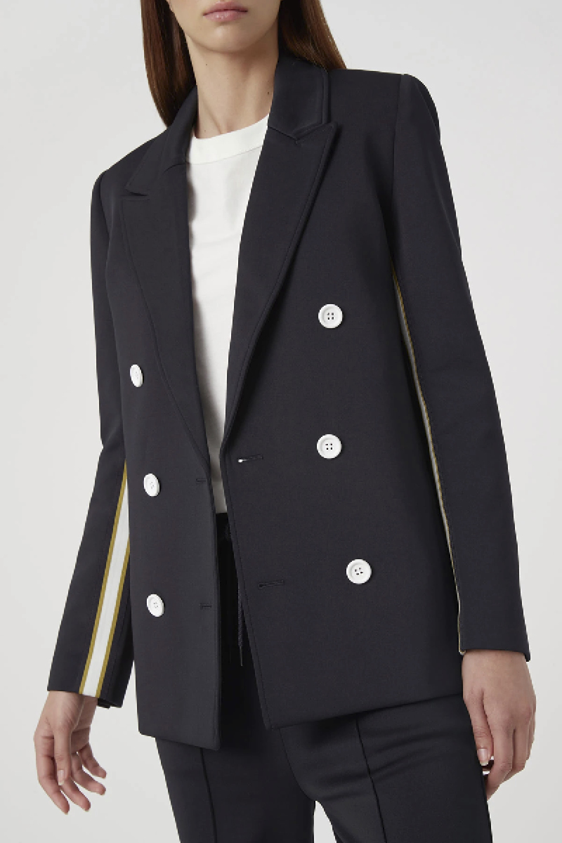 Lara Blazer