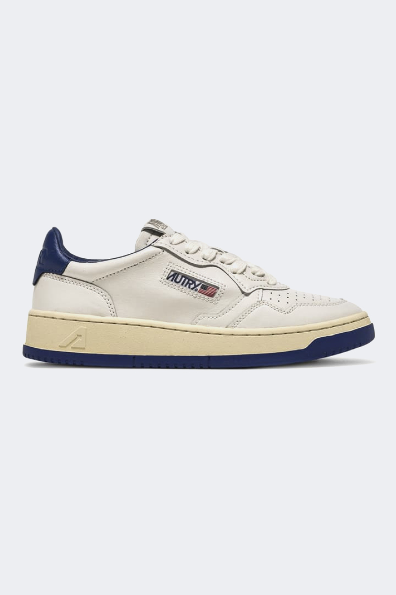 medalist shoes