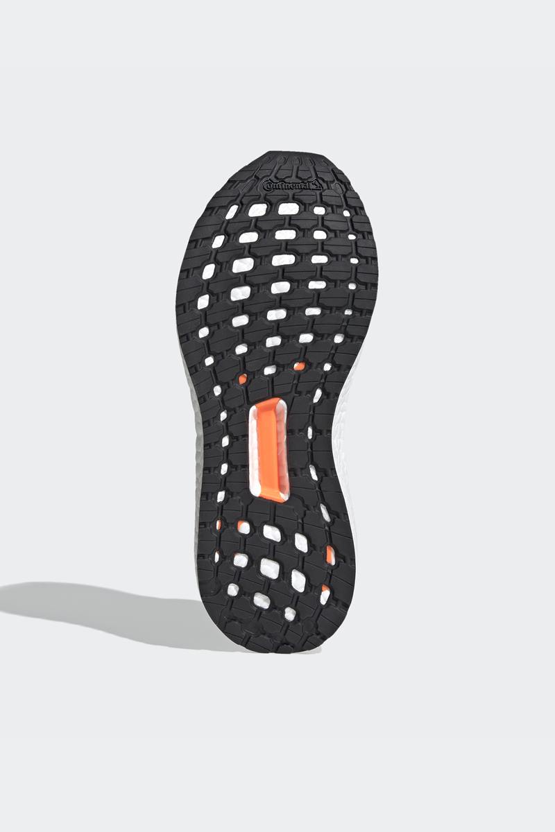 UltraBOOST 20 S